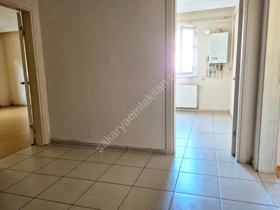 SERDİVAN MERKEZDE KİRALIK 1+1 DAİRE