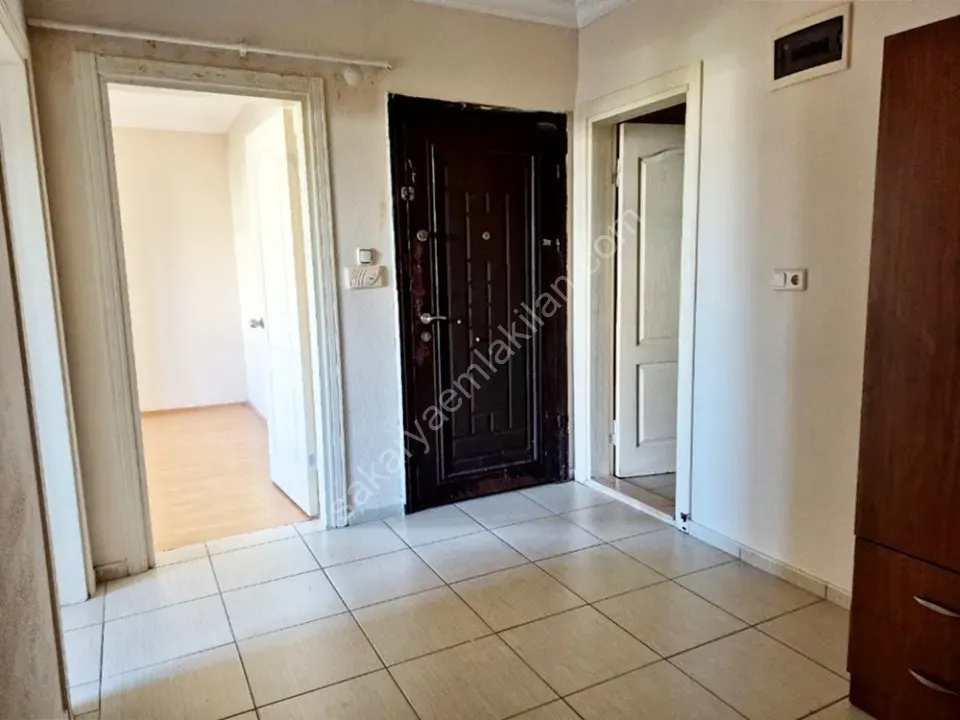 SERDİVAN MERKEZDE KİRALIK 1+1 DAİRE