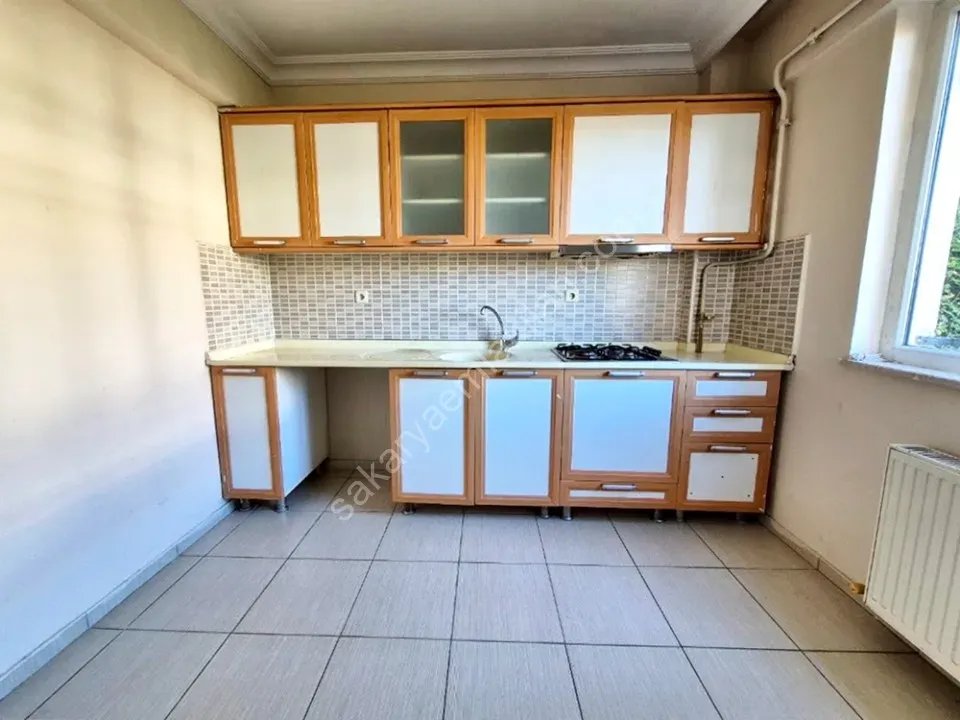SERDİVAN MERKEZDE KİRALIK 1+1 DAİRE