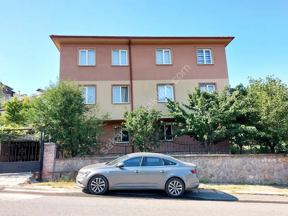 SERDİVAN MERKEZDE KİRALIK 1+1 DAİRE