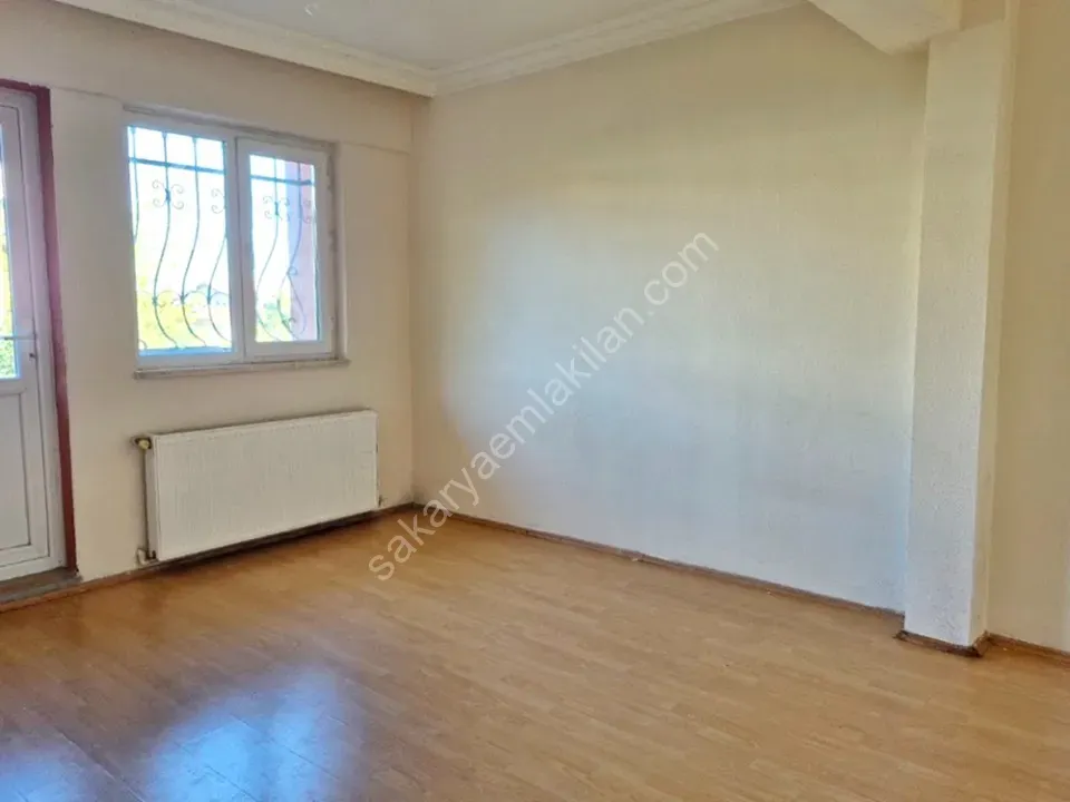 SERDİVAN MERKEZDE KİRALIK 1+1 DAİRE