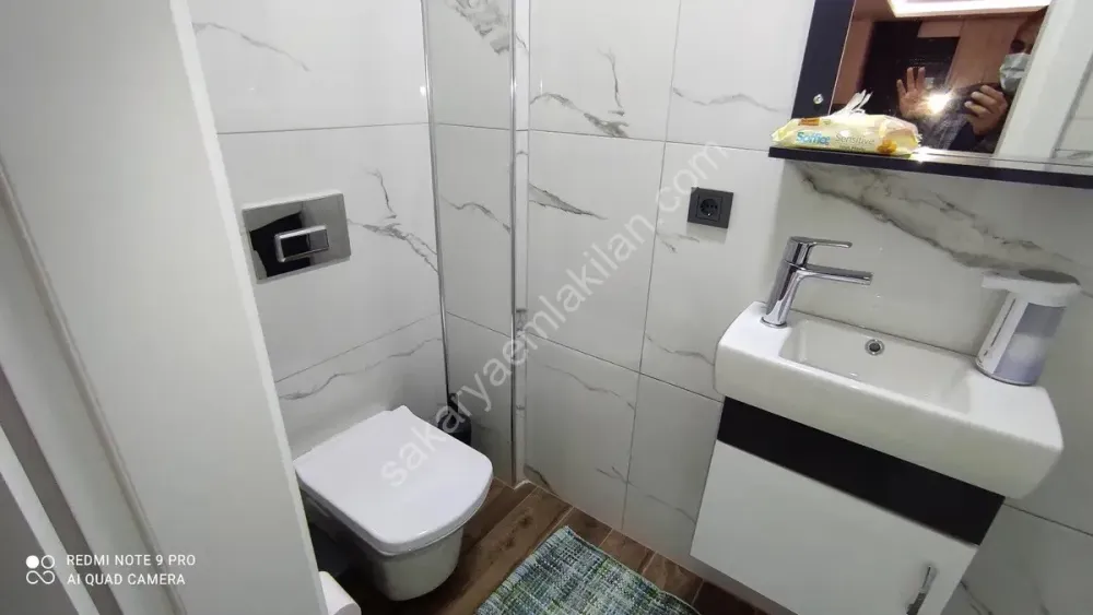 Seferihisar Ürkmez'de deniz tarafında tek müstakil havuzlu satılık 3+1 villa