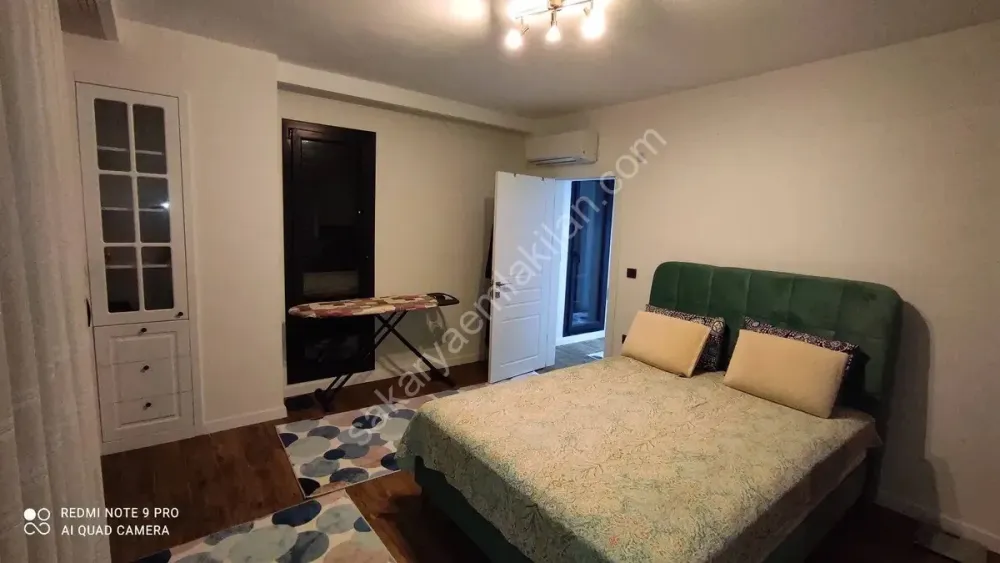 Seferihisar Ürkmez'de deniz tarafında tek müstakil havuzlu satılık 3+1 villa