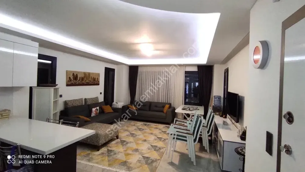 Seferihisar Ürkmez'de deniz tarafında tek müstakil havuzlu satılık 3+1 villa