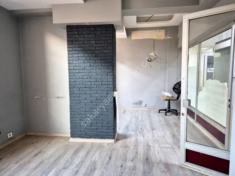 SAKARYA ADAPAZARI MERKEZDE KİRALIK OFİS
