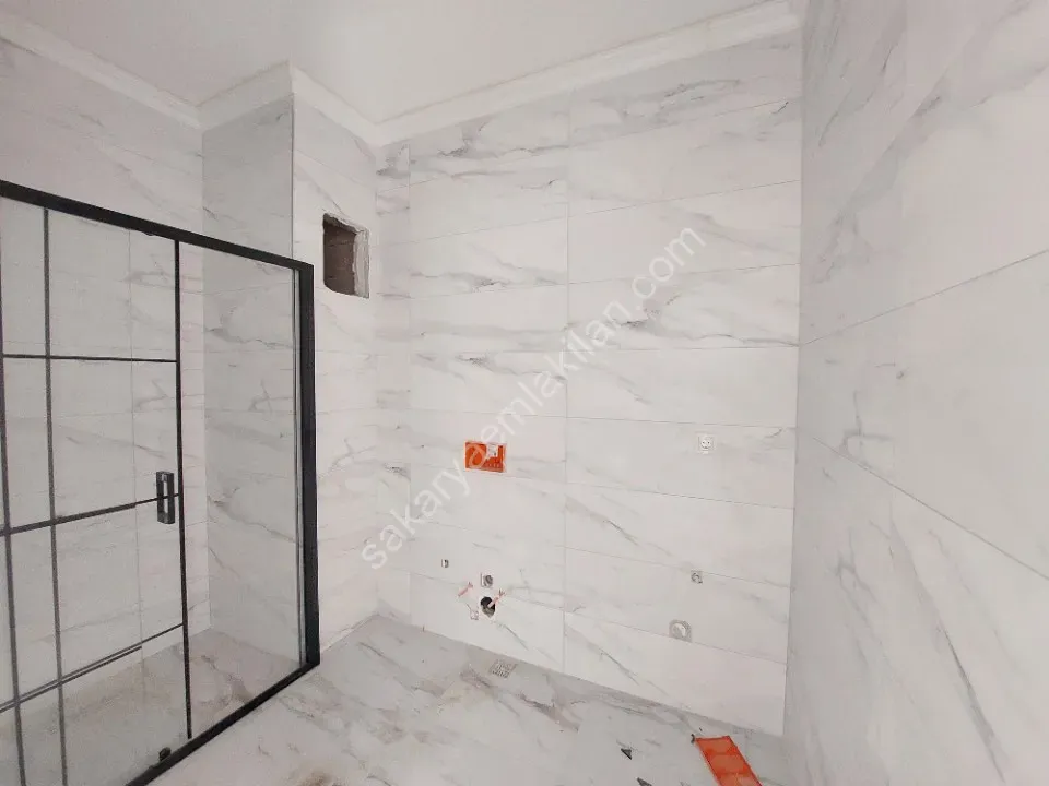 Site İçerisinde 90 Mt Hanlı Merkez'de 2+1 Kilerli Sıfır Daire