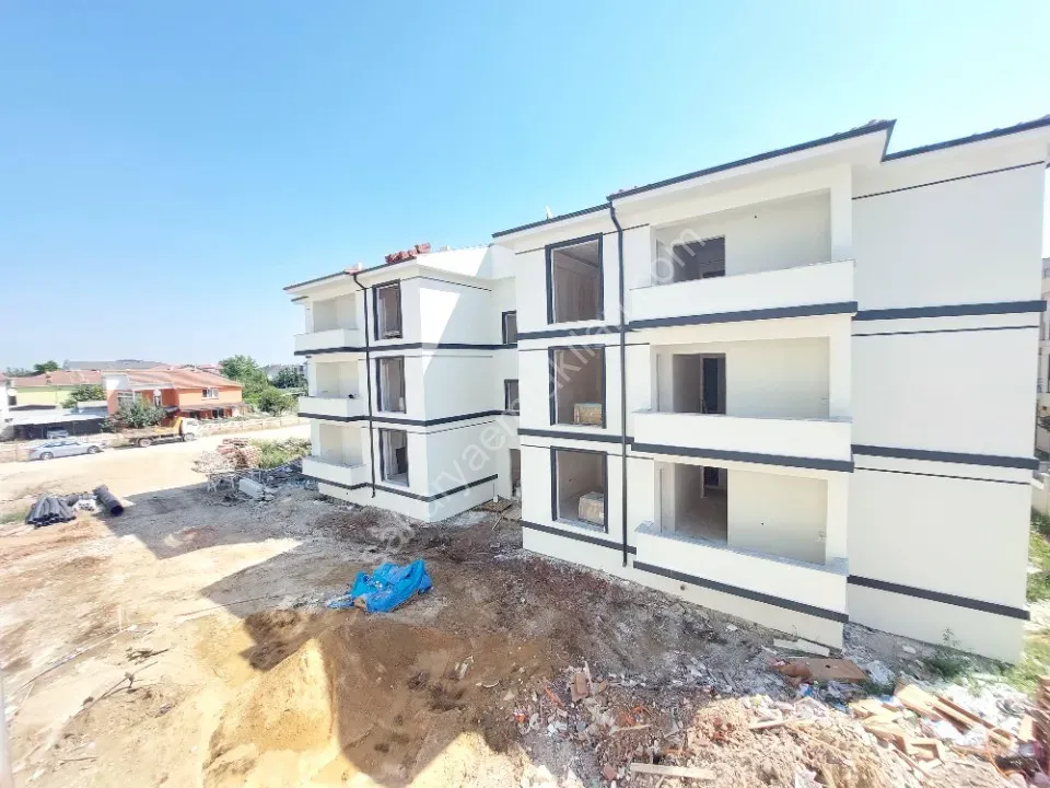 YILDIZ GAYRİMENKULDEN ARİFİYE HANLI MERKEZDE YENİ 2+1 DAİRE