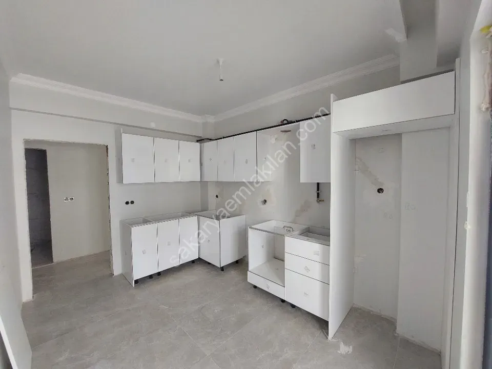 Site İçerisinde 90 Mt Hanlı Merkez'de 2+1 Kilerli Sıfır Daire