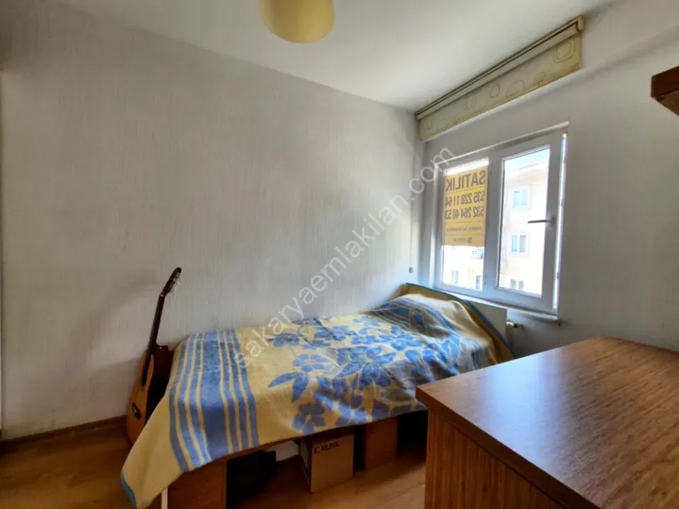 SERDİVAN MERKEZDE SATILIK 2+1 EŞYALI DAİRE
