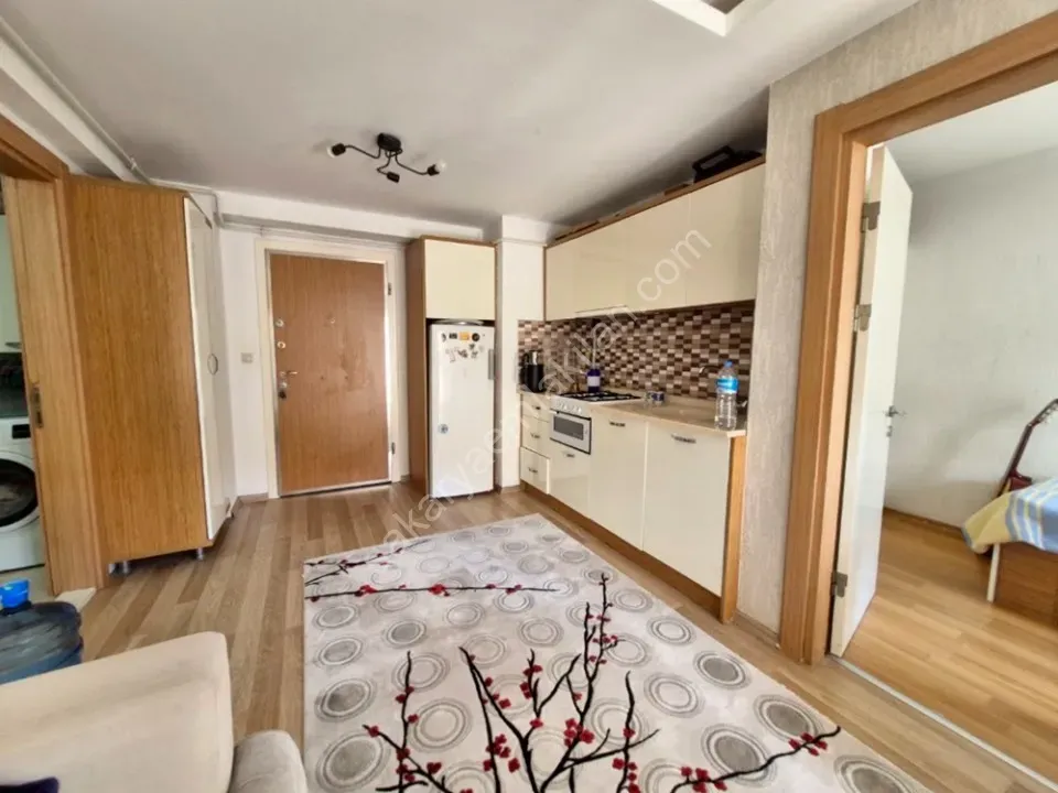 SERDİVAN MERKEZDE SATILIK 2+1 EŞYALI DAİRE
