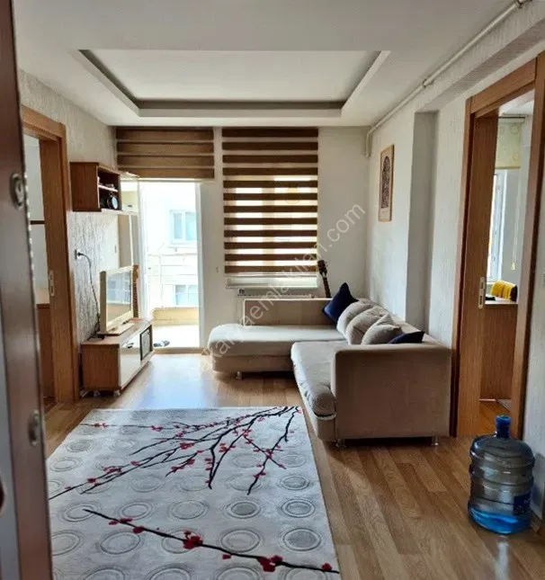 SERDİVAN MERKEZDE SATILIK 2+1 EŞYALI DAİRE