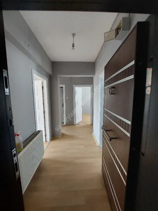 YILDIZ GAYRİMENKUL'DEN AİLEYE KİRALIK DAİRE KATLI PAZAR HAL CADDESİ