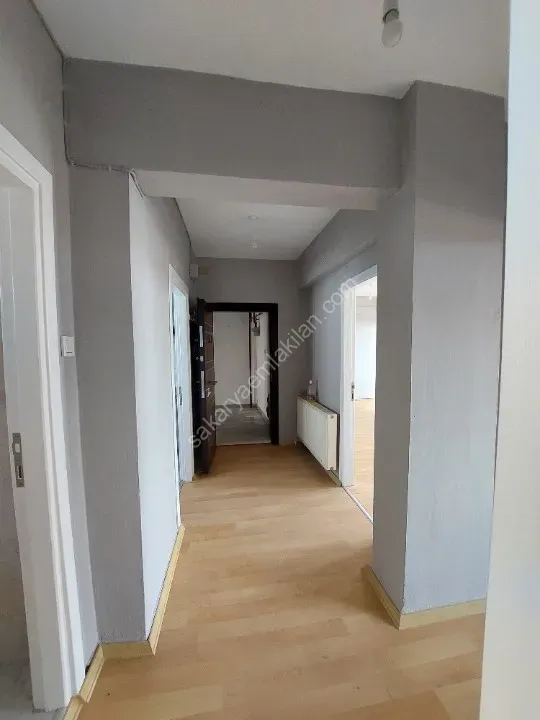YILDIZ GAYRİMENKUL'DEN AİLEYE KİRALIK DAİRE KATLI PAZAR HAL CADDESİ