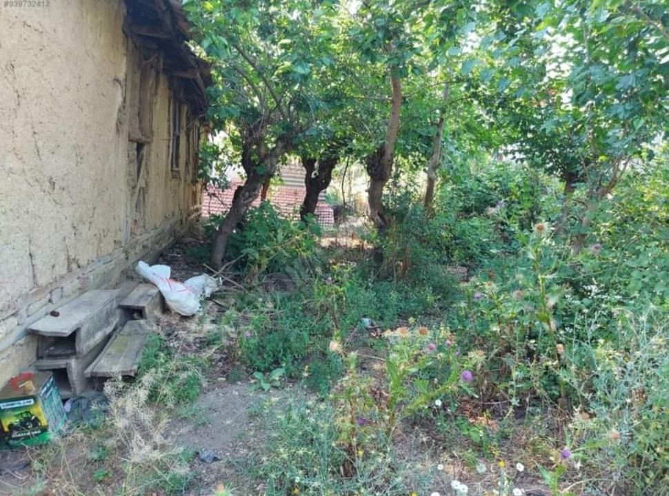 SATILDI Sakarya Geyve Çamlık Köyünde Satılık Arsa ve Ev