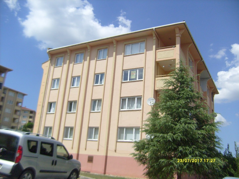 SAKARYA CAMİLİ AYÇİÇEĞİ KONUTLARINDA 4+1 KİRALIK ARA KAT ASANSÖRLÜ