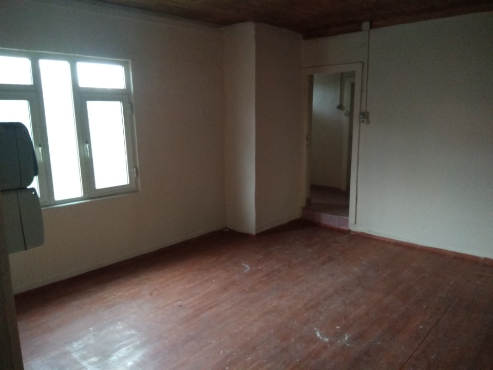 Adapazarı merkezde sobalı kiralık daire 5357843054 Sakarya Emlak İlan